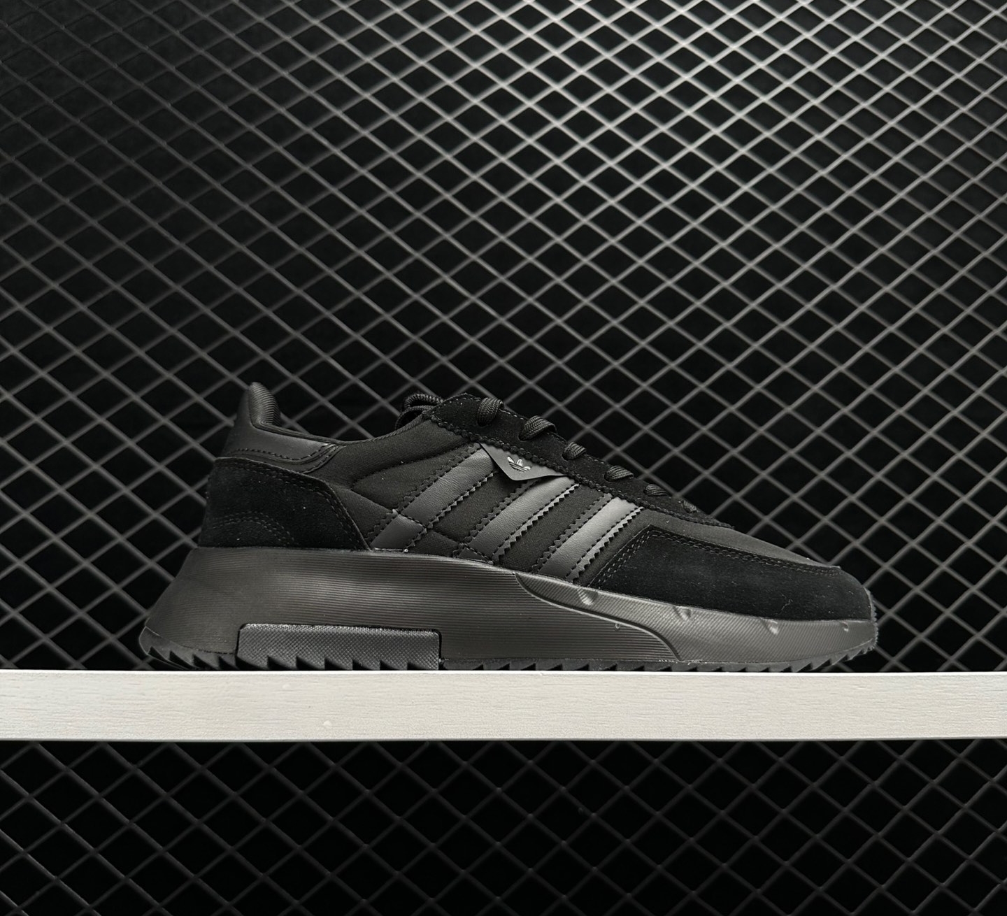 Adidas Originals Retropy F2 'Black' GW9358 – Classic Style with a Modern Twist