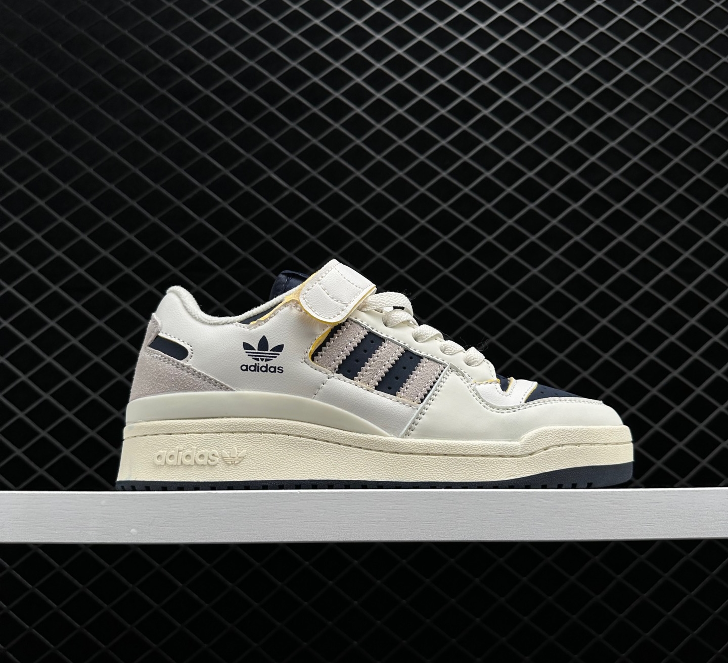 Adidas Forum 84 Low 'Off White Collegiate Navy' GZ6427 - Classic Style with a Contemporary Twist