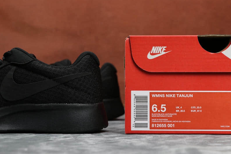 Nike Wmns Tanjun 'Triple Black' 812655 002 - Stylish & Versatile Women's Sneakers